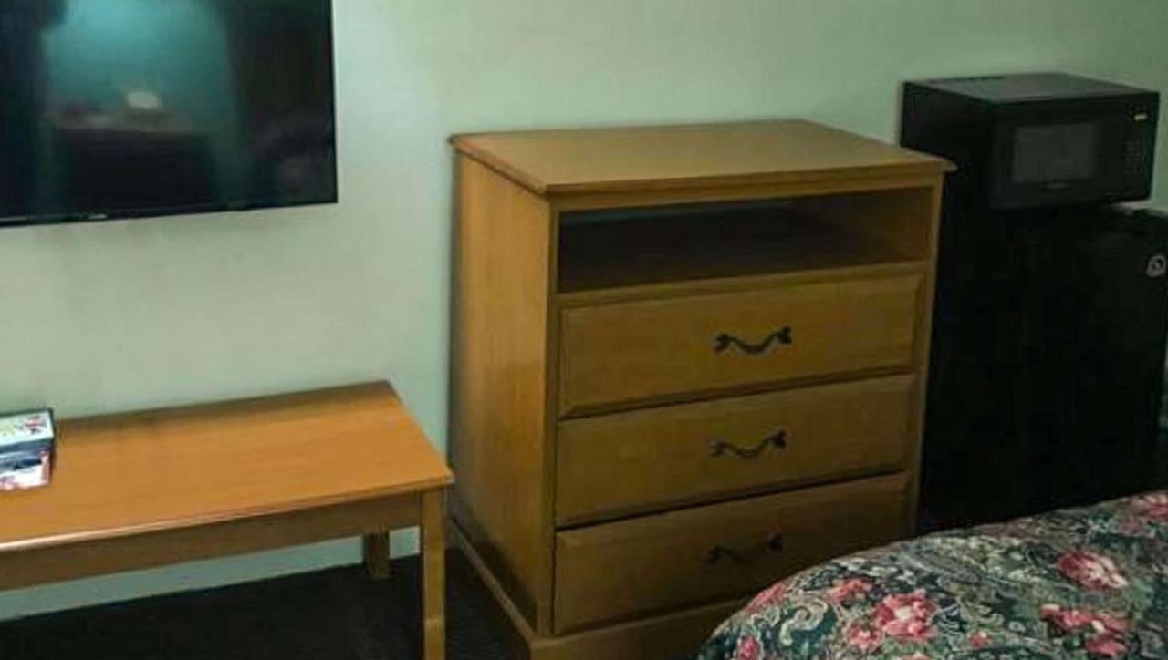 Budget Inn Franklinton מראה חיצוני תמונה