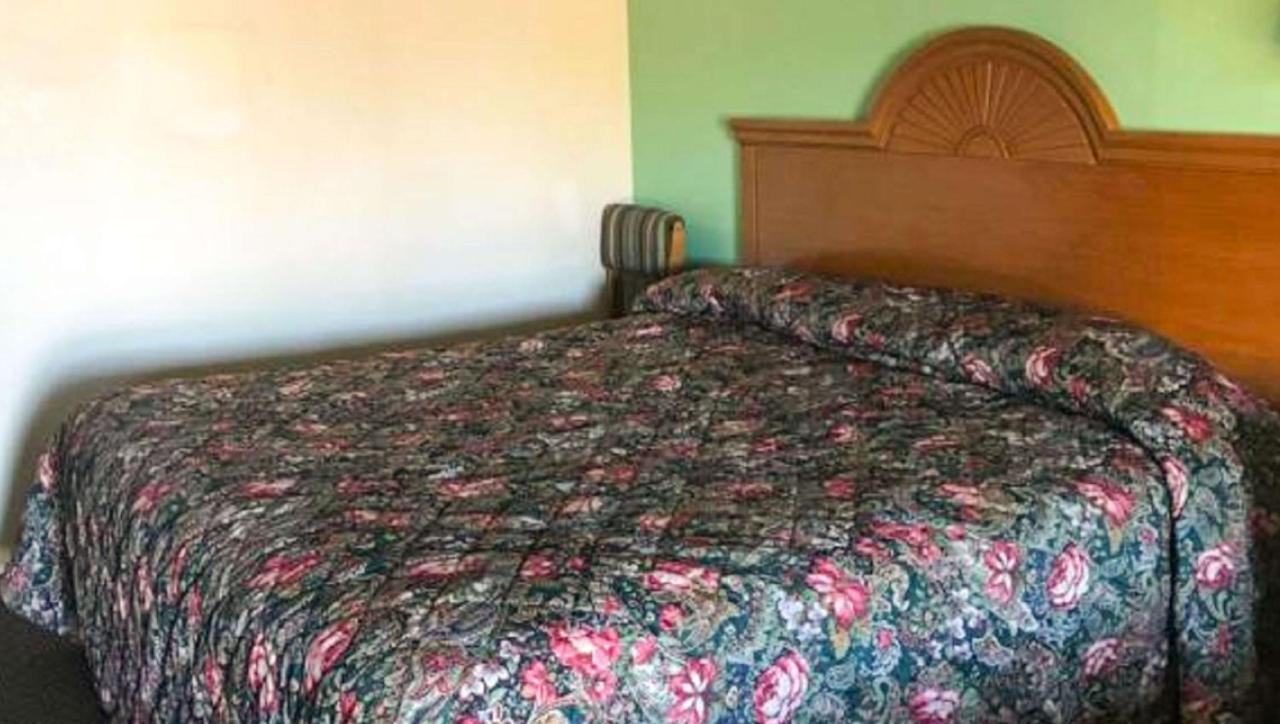 Budget Inn Franklinton מראה חיצוני תמונה