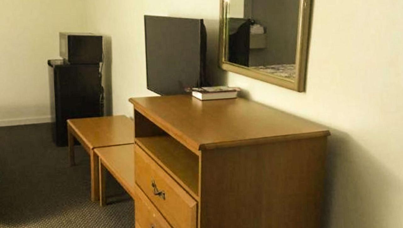 Budget Inn Franklinton מראה חיצוני תמונה