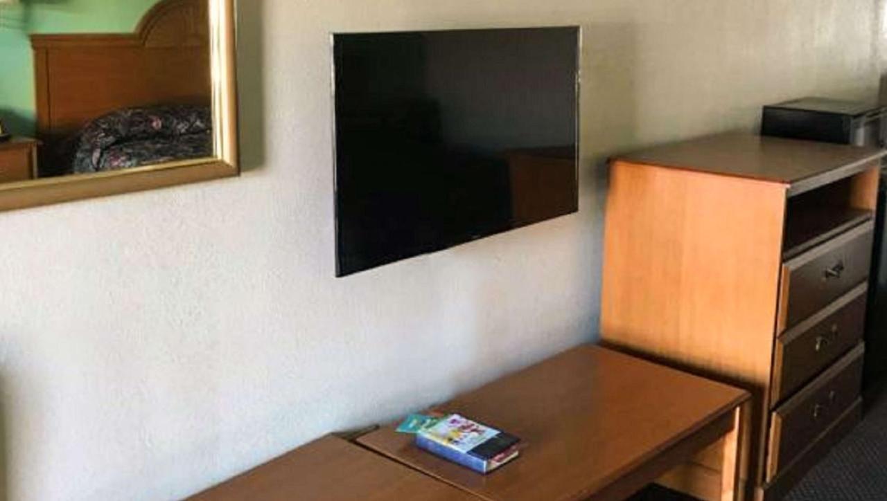 Budget Inn Franklinton מראה חיצוני תמונה