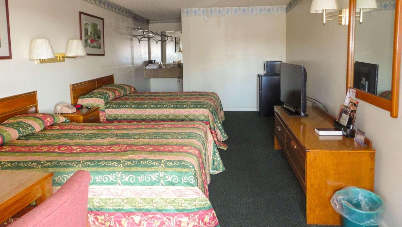 Budget Inn Franklinton מראה חיצוני תמונה